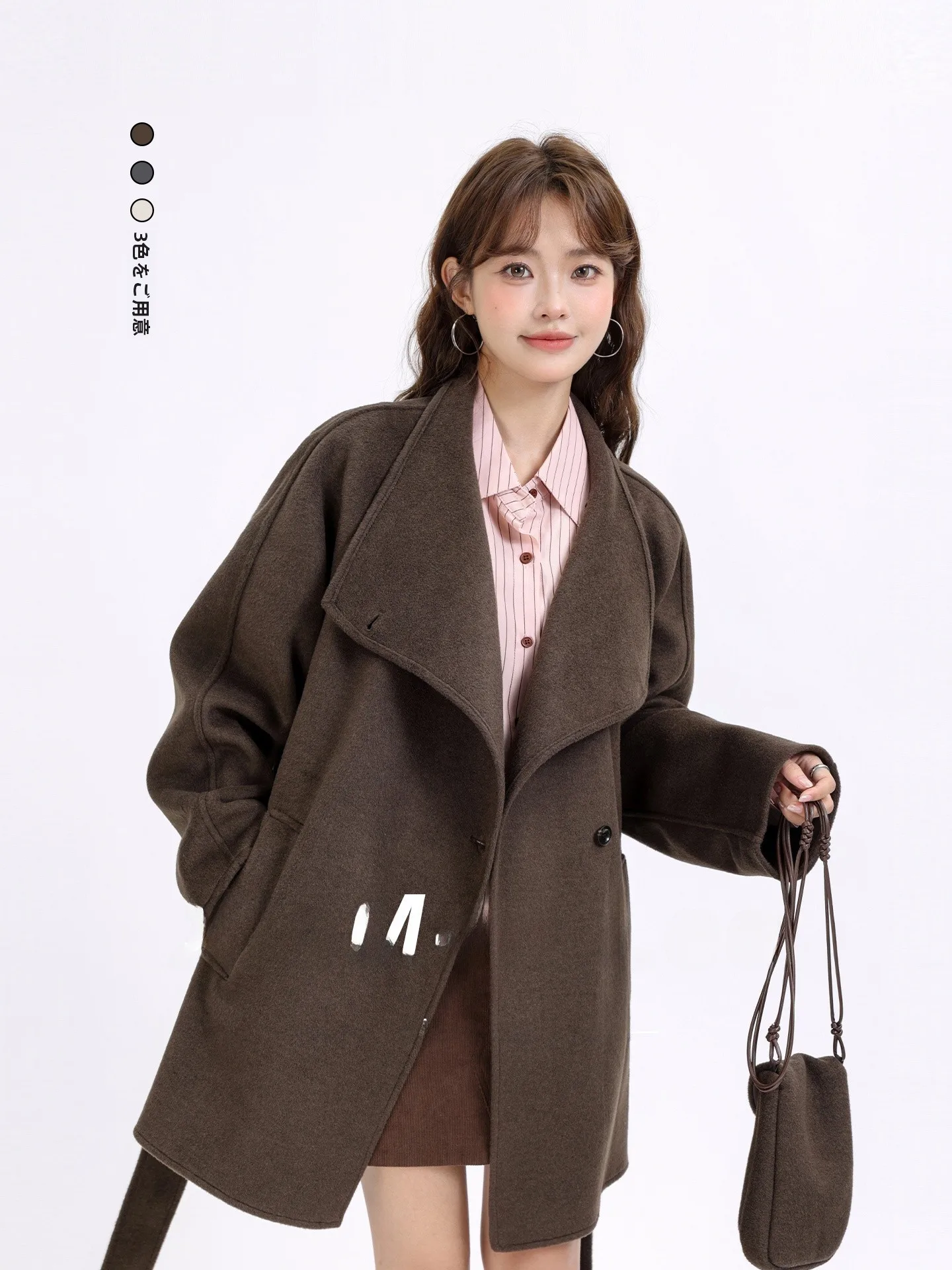 大人色っぽいファッションは、色の選び方がすべて？