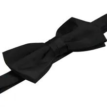 クラシックデザインのブラック蝶ネクタイ