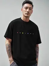 カラフルなアルファベットデザインのメンズTシャツ【コットン・夏用・ゆったりフィット】