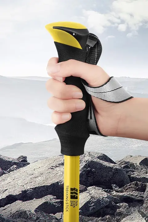 アウトドア用 カーボン製 ストレッチ登山杖【軽量・子供向け】