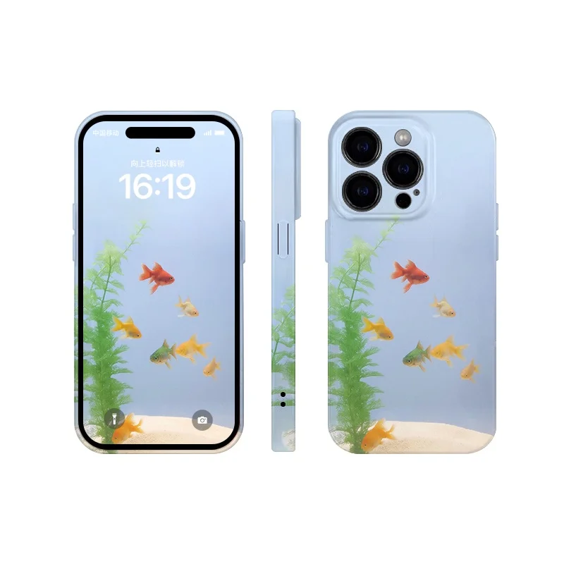 100均スマホケースとゴールドケースの選択で迷うなら、このアート金魚デザインが救う