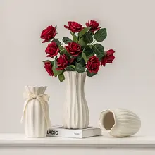 シンプルなホワイト陶器製バラ花瓶【インテリア装飾用・生花・ドライフラワー対応】