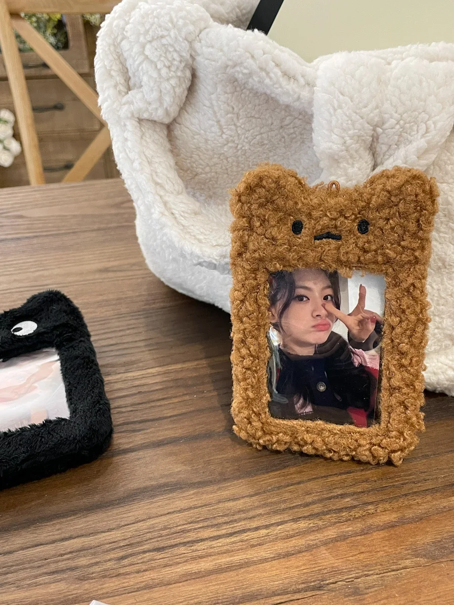 肉まんデザインの毛糸カードケース：ハンドメイド注意書きカードとしての実用性とデザイン性