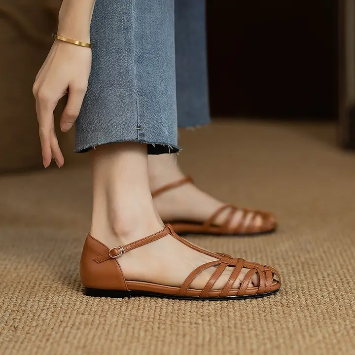 丸トゥのフラットサンダル【レトロ編み込み・ローマ風・夏用・柔らかなソール】