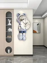 モダンデザインの軽奢壁掛け時計【リビング用・装飾用・創意的なデザイン】