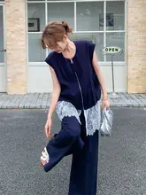 深い青のレース切替ベストとワイドパンツ【夏用・女性用・シルエットを美しく見せる】（セットアップ対応）