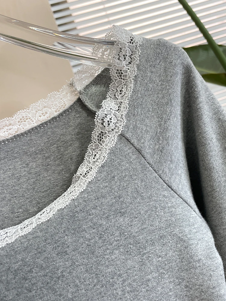 体重70キロの女性が毎日着て安心できる、シンプルで着回しやすいTシャツは？