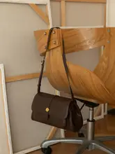 植物タンニンなめし牛革のフラップショルダーバッグ【レトロスタイル】
