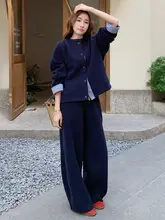 カジュアルで若返り効果のあるネイビートップス【春秋用・スタイリッシュ・広がるパンツ・二点セッ トアップ対応】
