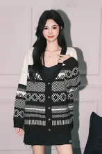 ストライプデザインのフィットニットカーディガン【春用・女性向け・小柄女子に最適】