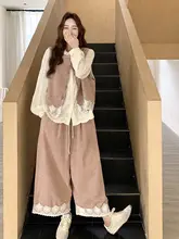 トレンドのデザイン ベストとトップスとワイドパンツの3点コーディネート（セットアップ対応）