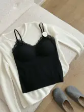 深Vレース透かしデザインの美背キャミソール【一体型胸パッド付き】