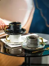 欧風レトロデザインの陶器製コーヒーカップ＆ソーサー【高級感・精緻な仕上げ】（セットアップ対応）
