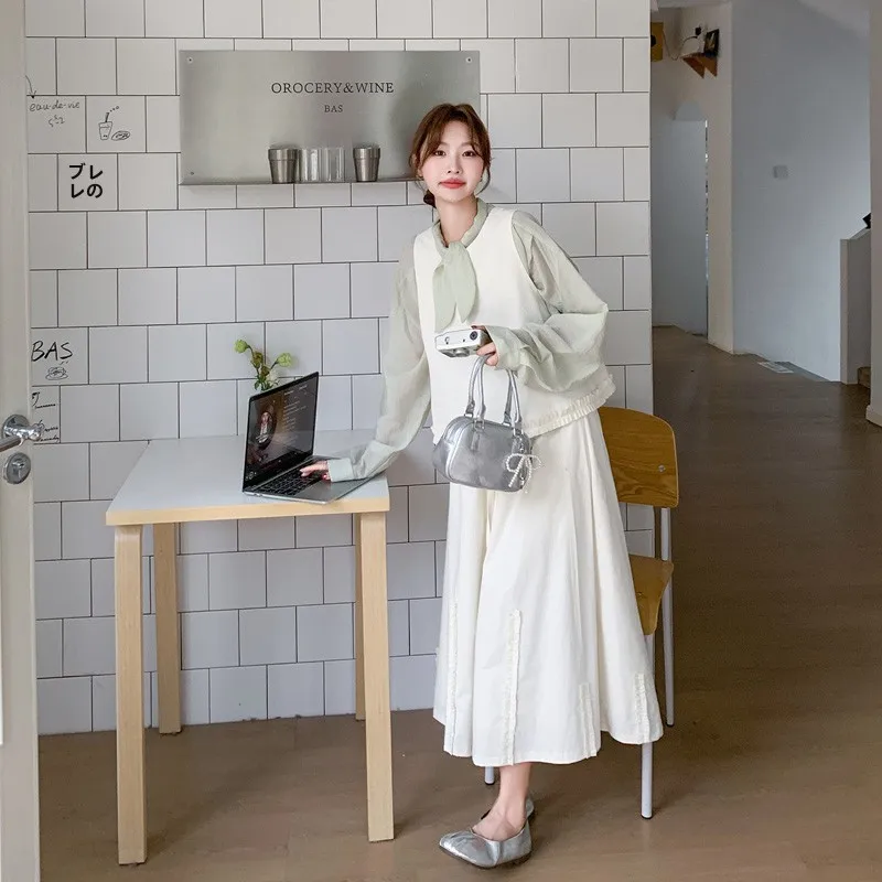 Dior セットアップジャージを選ぶべきか？実は「ベスト風ワンピース」が通勤とリラックスを両立する理由