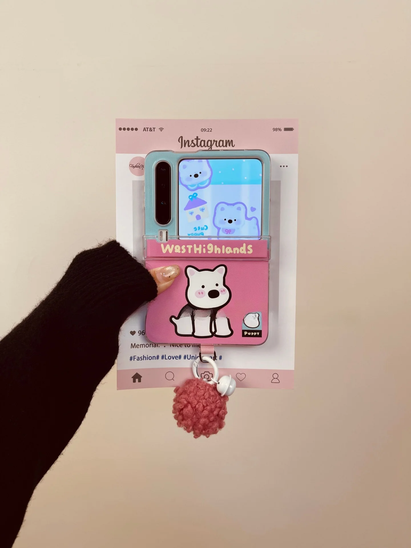 100均スマホケースと比べて、全機種対応のユニークデザインケースはどれがおすすめ？
