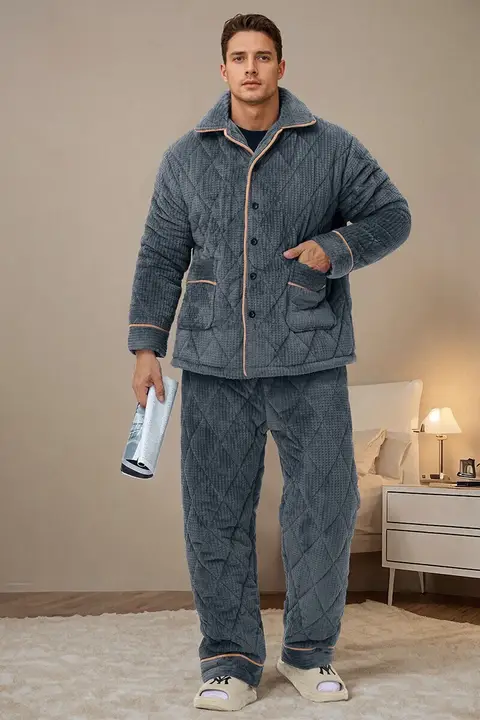 防寒仕様の珊瑚絨の三層クッション付きメンズパジャマ【大きいサイズ・冬用・極上の柔らかさ】（セットアップ対応）
