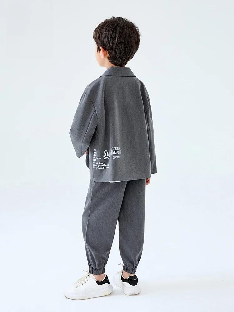 4歳の男の子に合う服のサイズは？実際のサイズガイドと選び方のコツ