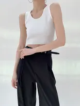 ストライプ柄の女性用ニットキャミソール【夏用・タイトフィット・ノースリーブ】