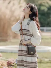 レトロチェックデザインの女性用サロペットワンピース【秋冬・甘さを引き立てる・ビスチェスタイル】（セットアップ対応）