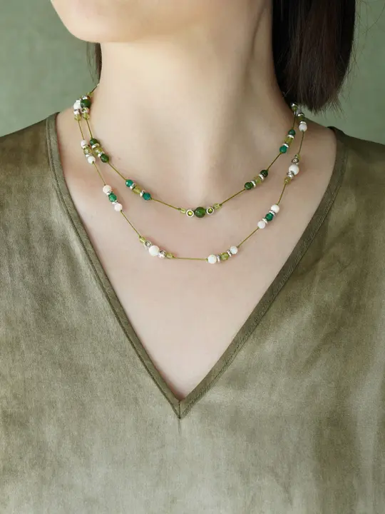 天然貝母とオリーブ石のストリームネックレス【オリジナルデザイン・デコルテ用】