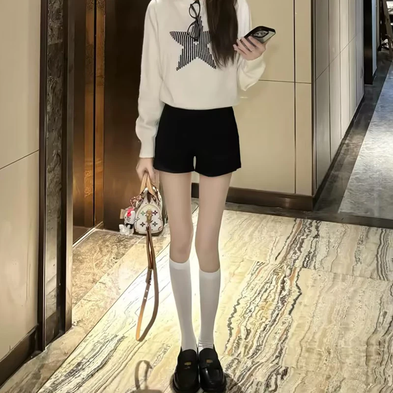 レディースブラックハイライズショートパンツ【Aライン・タイトフィット・春夏用】（セットアップ対応）