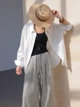 ストライプ柄のレトロ風ワイドパンツ【女性用・フィット・ロング丈】（セットアップ対応）