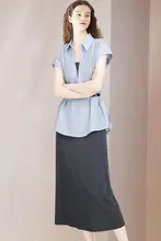 魅力的な通勤用Vネック半袖シャツとキャミソールドレス（セットアップ対応）
