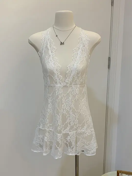 レースキャミソール【バッククロス・透かし編みデザイン・春秋冬用・細身シルエット】