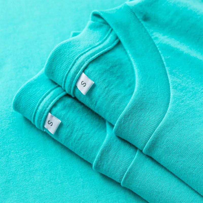 5部袖Tシャツは通勤に使えるのか？湖色のコットンTシャツが教えてくれたリアルな使い方