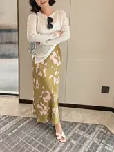 薄手のUVカット長袖Tシャツ【ルーズフィット・無地・女性用】