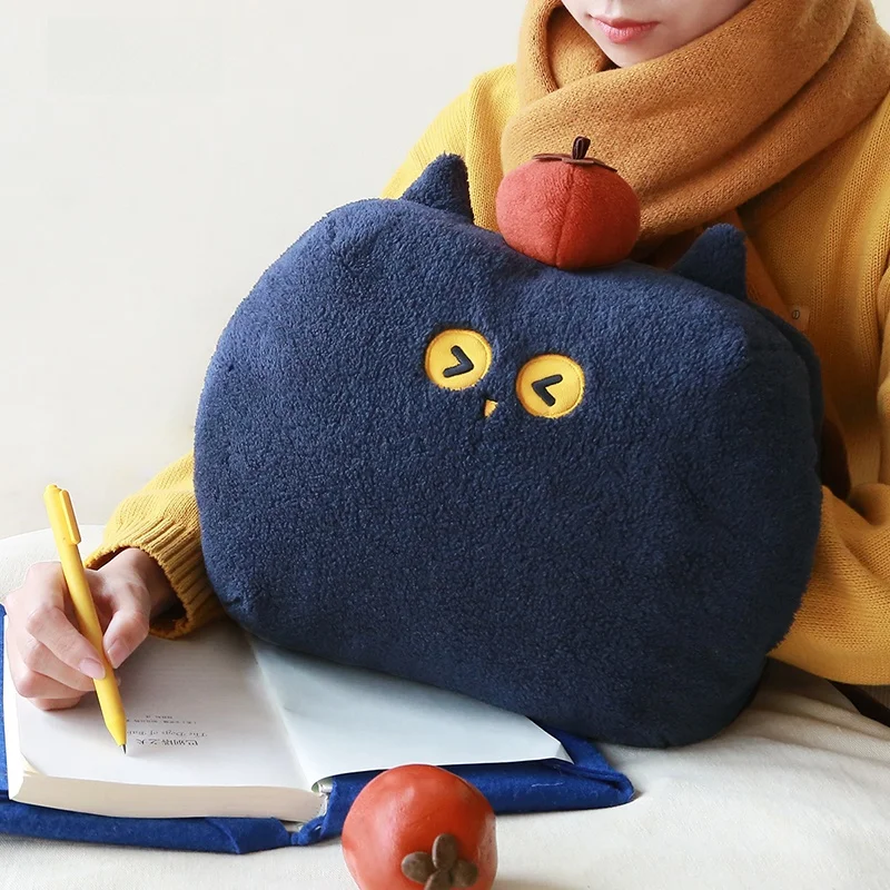 可愛い猫頭デザインの暖手枕：ペットあったかグッズとしての実用性と使用シーン