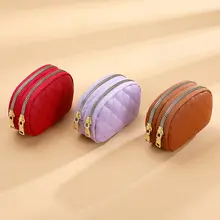 菱形刺繍デザインの大容量キーリング付き財布【二層ファスナー・カード収納】