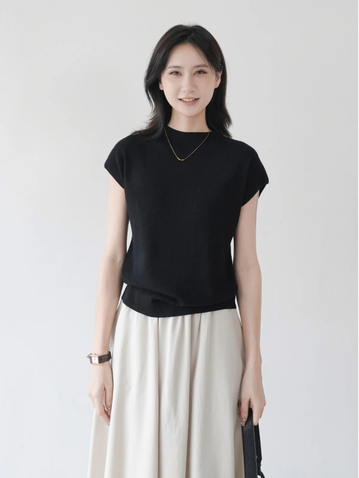 大人可愛い服 40代コーデの完全ガイド｜シンプルスタイルの実力と選び方