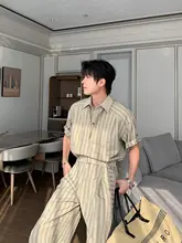 ストライプデザインのカジュアルシャツ【男性用・ハングルスタイル・フード付き・フィット】（セットアップ対応）