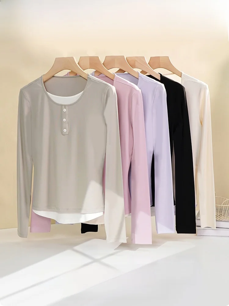 「Tシャツの下に着る長袖」をどう選ぶ？デザインと機能がバランスの取れたおしゃれな選び方を解説