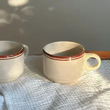 レトロな茶色のラインデザイン陶製カフェカップ【アメリカンスタイル・家庭用・午後のティータイムに最適】
