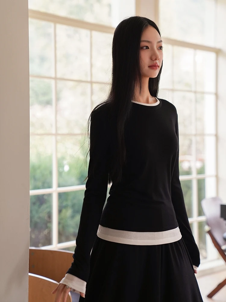 大人可愛いの本質とは？ニットTシャツで実現する自然な優しさのガイド