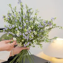 シンプルモダンな春の梅花風造花【インテリア装飾用】
