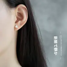 S925純銀製 フラワーデザインの耳飾り【シンプル・小型・快適】