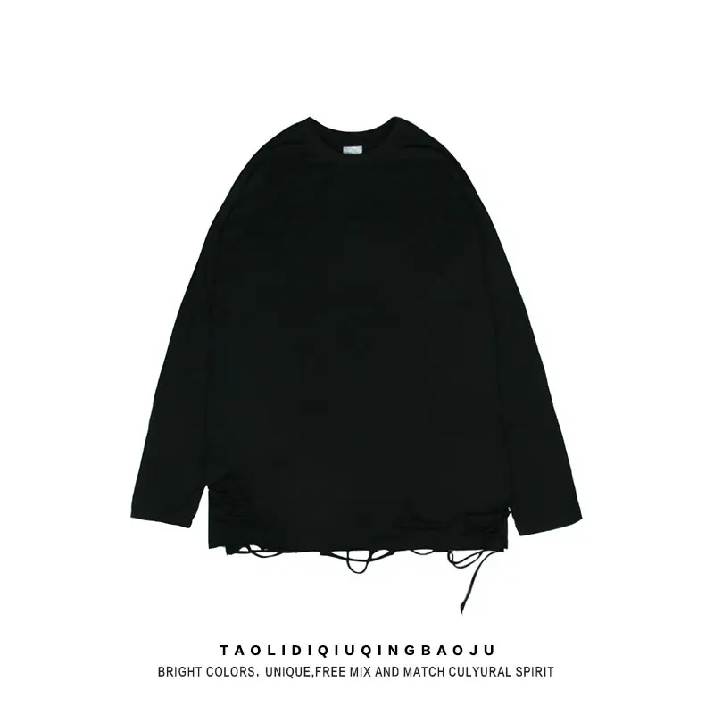 オーバーサイズのTシャツでかすぎたって大丈夫？重ね着に合うダメージデザインの選び方