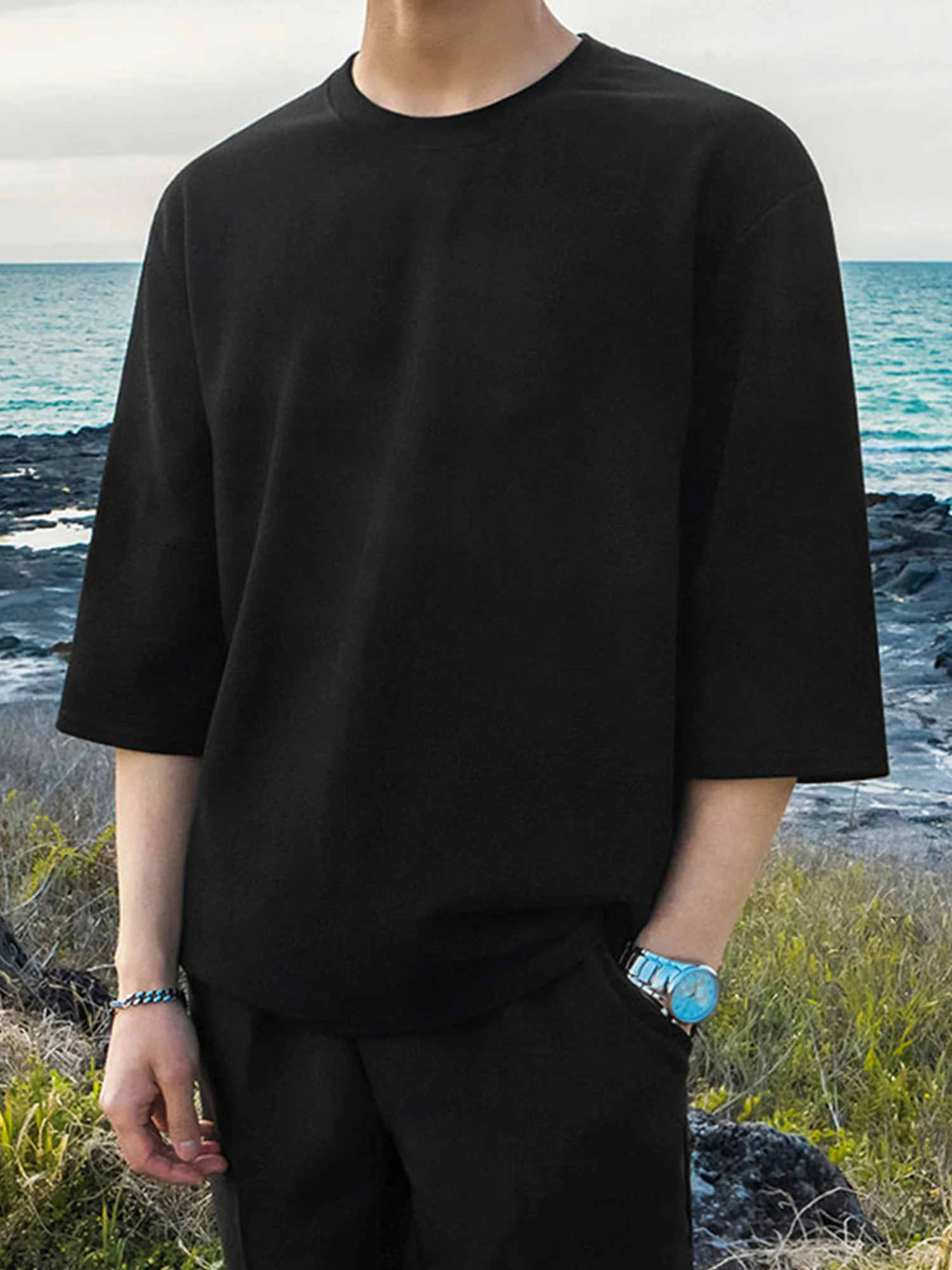 30代のカジュアルメンズが春に着たい！シンプルな半袖Tシャツの選び方とは？