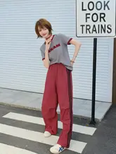 感溢れるカジュアルセットアップ【ロゴ入り短袖Tシャツ・サイドストライプワイドパンツ】（セットアップ対応）