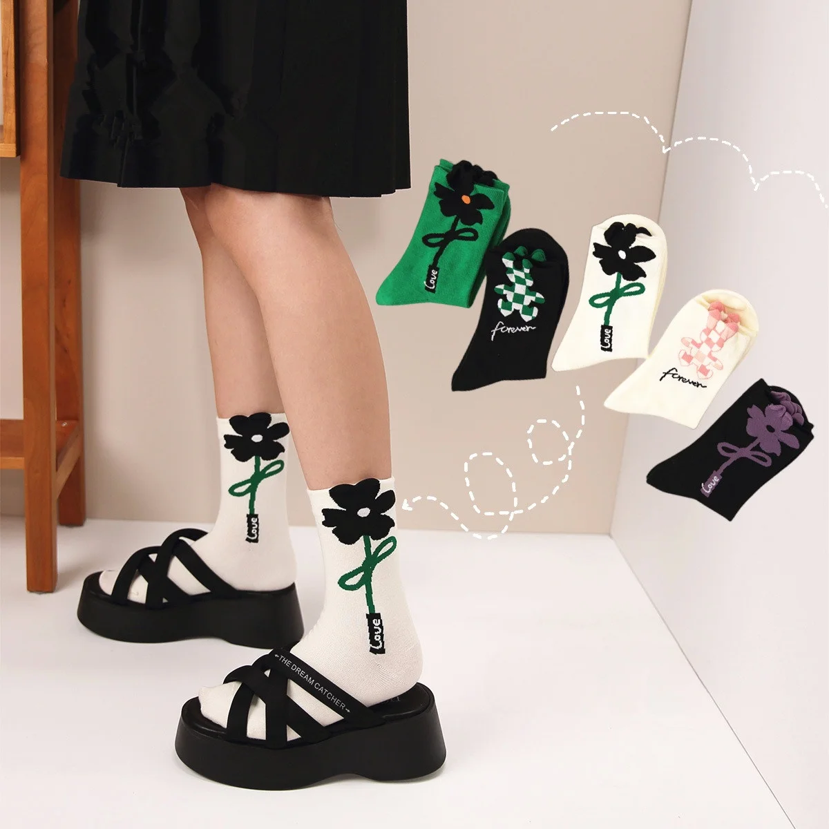 着圧ソックスは痛いですか？かわいいデザインで脚のむくみも改善できるのか？