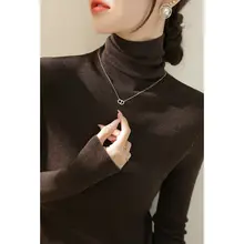デザインネック長袖ウールニットトップス【女性用・フィット・スタイル】
