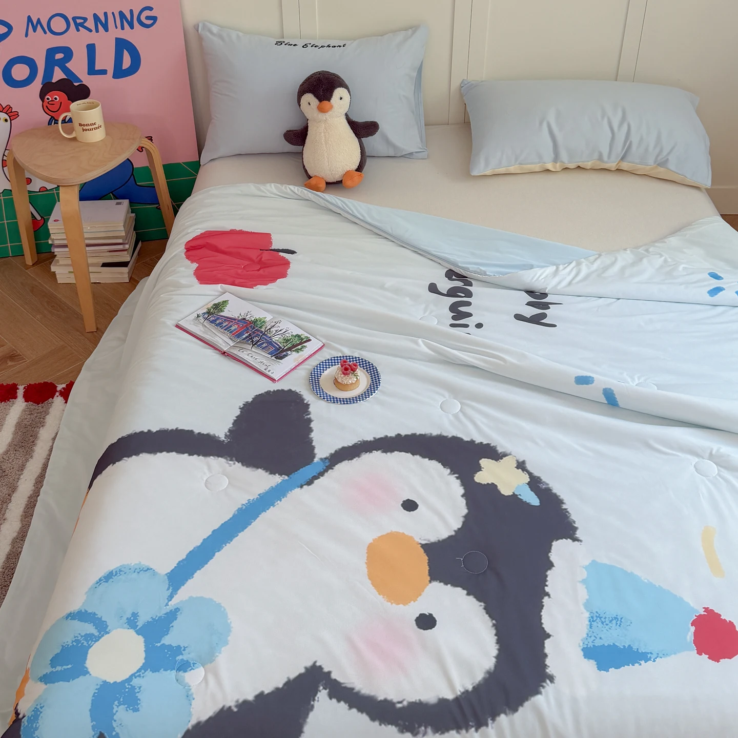 かわいいデザインのひんやりタッチ夏用ブランケット：涼感とデザインのバランスを実現