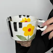夏の小さな花柄マグカップ【レトロ陶器・女性用・コーヒーカップ】