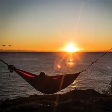 軽量アウトドアハンモック【ダブルサイズ・キャンプ用・自宅庭・持ち運び便利】