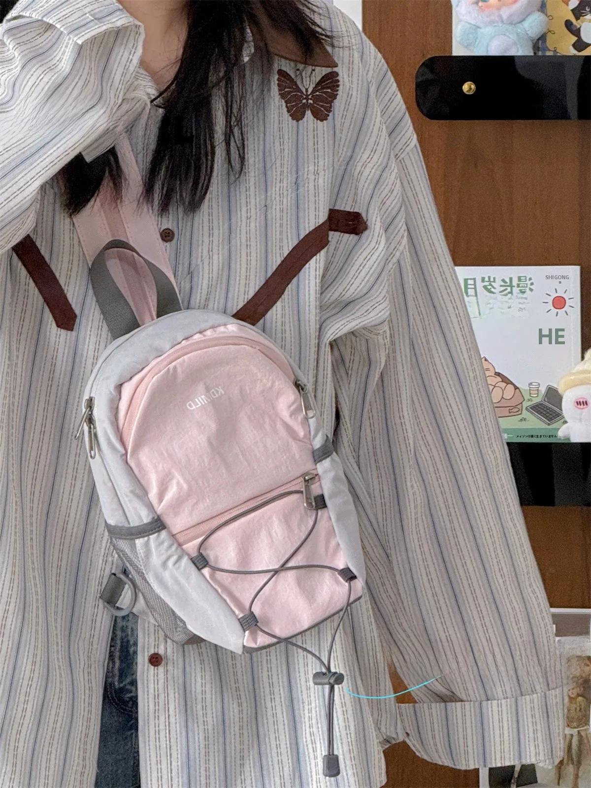 アウトドア用 バックパック：防水・軽量・斜め掛け式でハイキングや徒歩キャンプに最適な選択