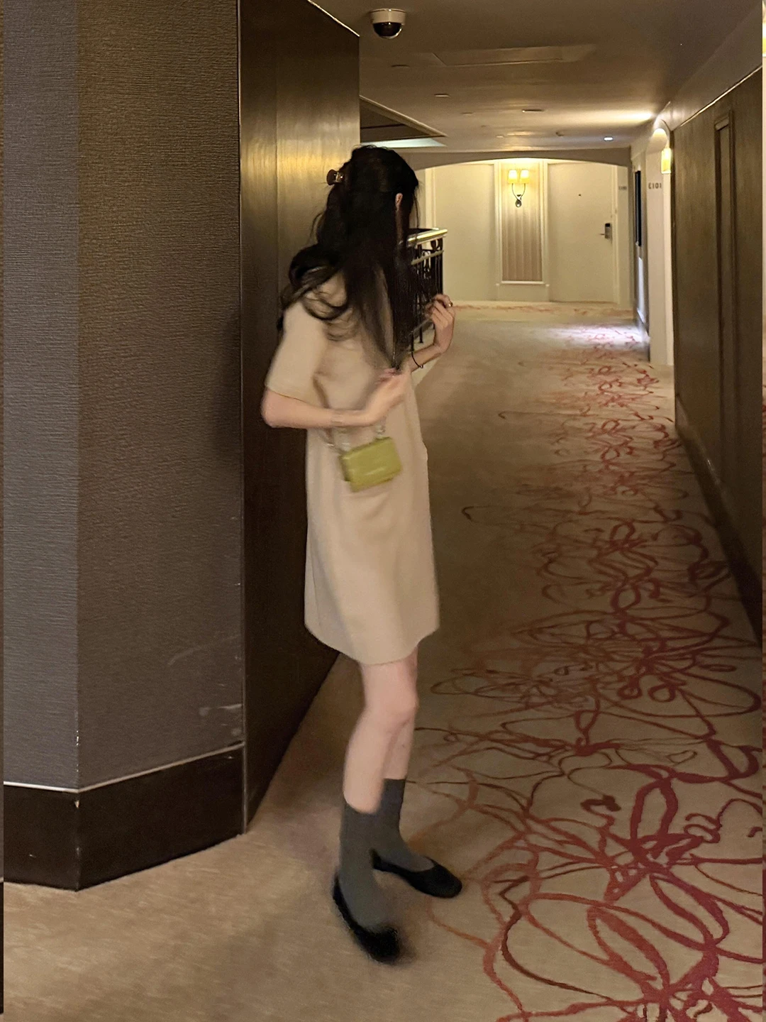 ブラックネイビーコーデで失敗しない着こなしは？