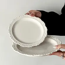 フランス風ビンテージケーキプレート【浮き彫りデザイン・陶器製・上品なスタイル】